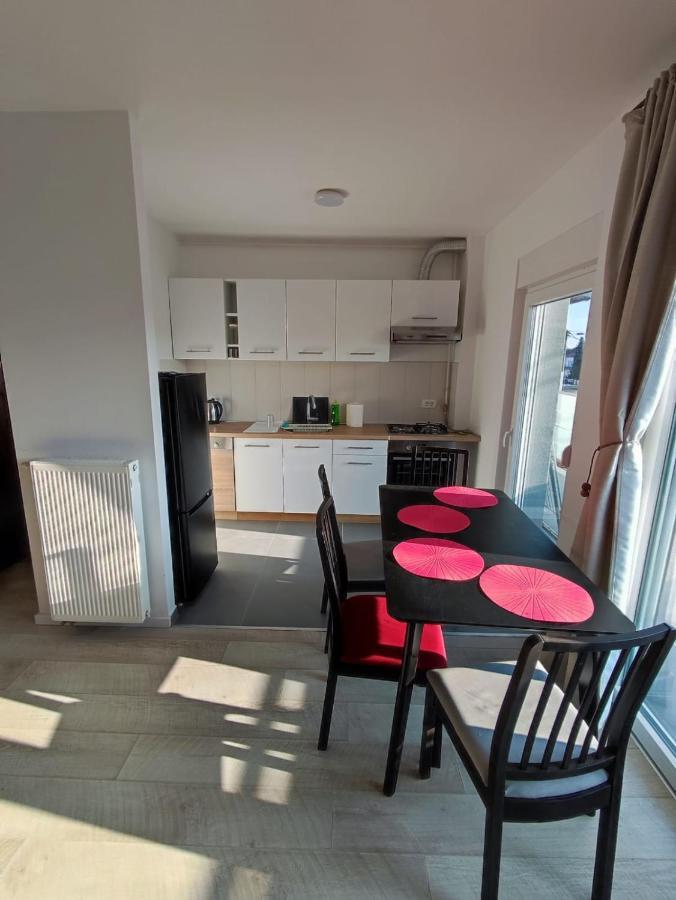 Peaceful Apartment Near Airport Velika Gorica Esterno foto